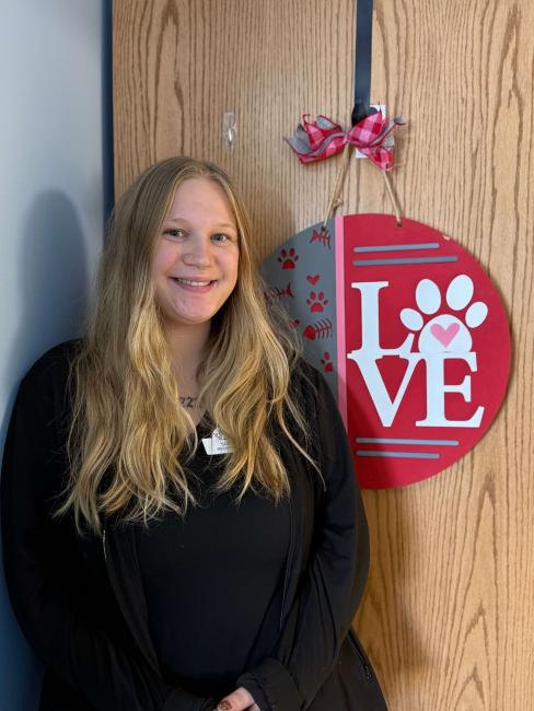 Cole Veterinary Hospital Receptionist - Sophia